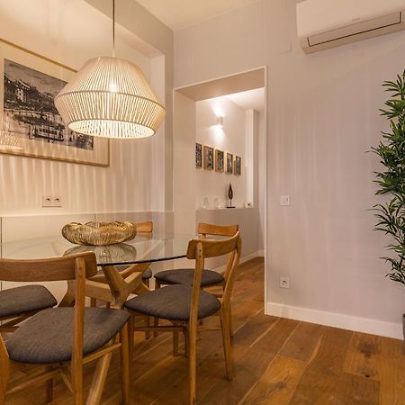 Upscale & Modern 2BDR Apartment Lisbona Esterno foto