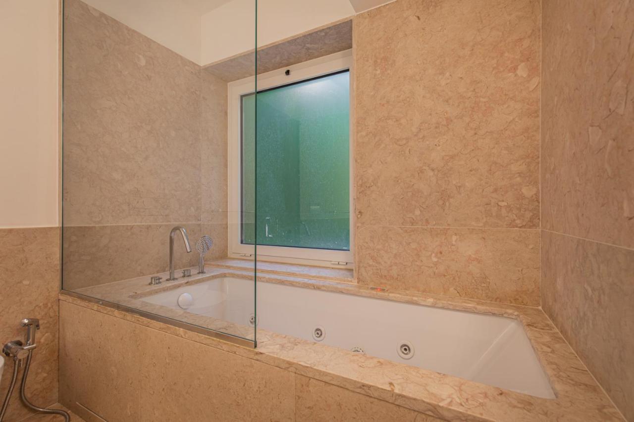 Upscale & Modern 2BDR Apartment Lisbona Esterno foto