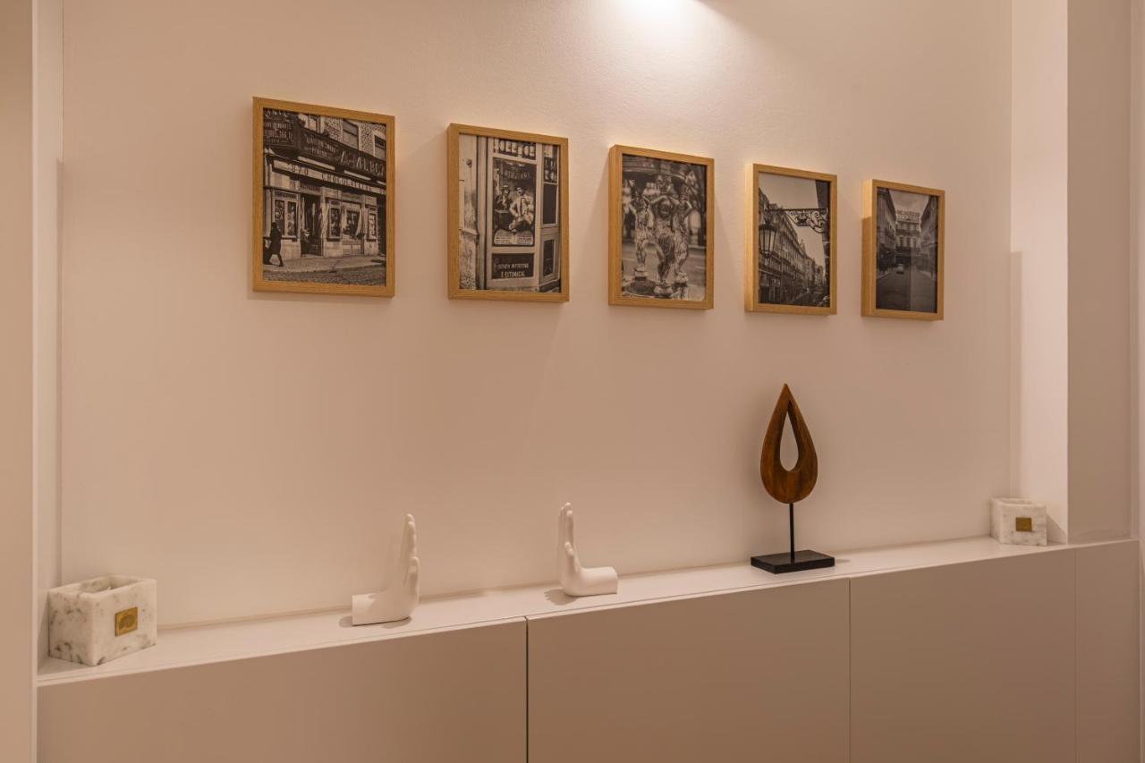 Upscale & Modern 2BDR Apartment Lisbona Esterno foto